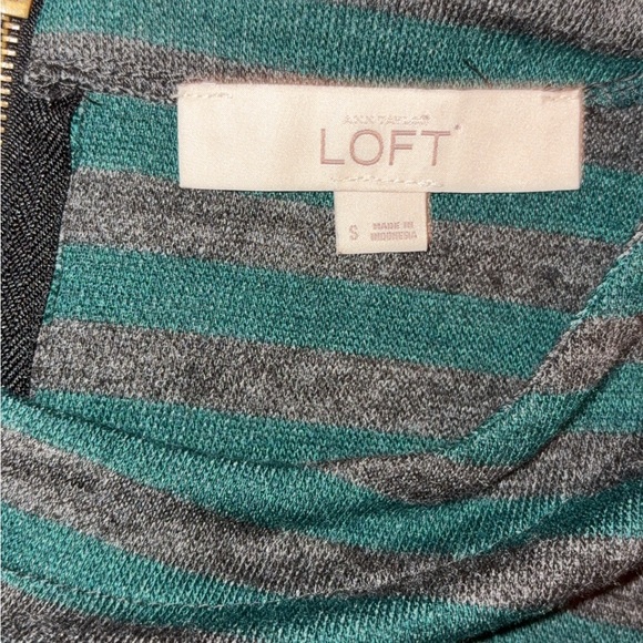 Ann Taylor Loft Women’s Size Small Sweater Dress Striped Zip Back Green Gray GUC - Picture 6 of 8